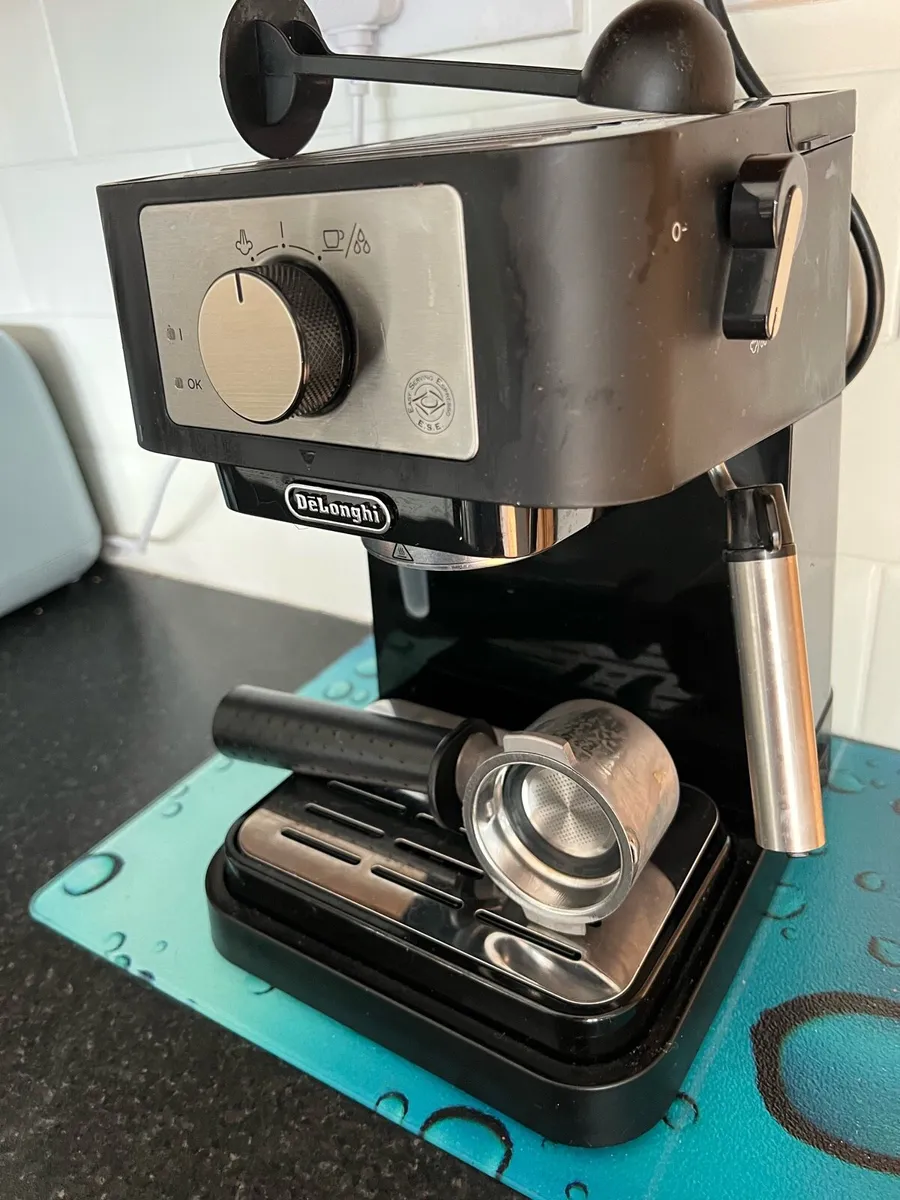 DELONGHI COFFEE-MACHINE - Image 3