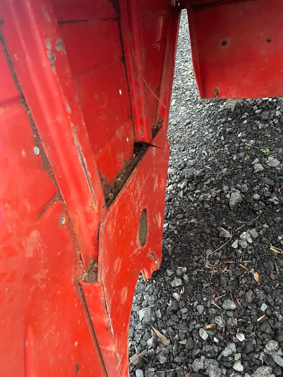 European Zetor Mudguards - Image 4