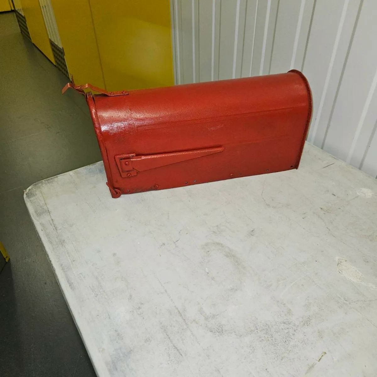 American post box - Image 1