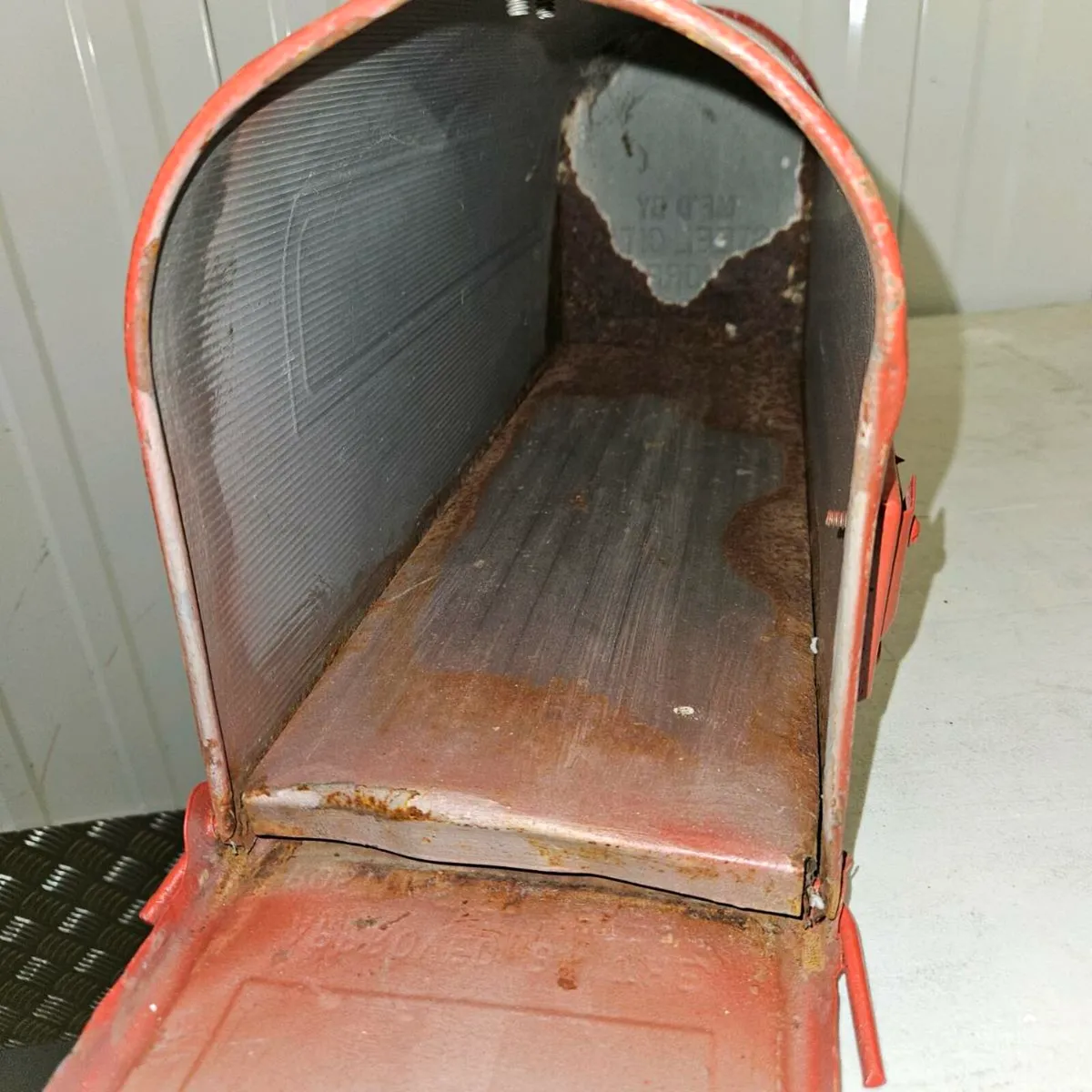 American post box - Image 2