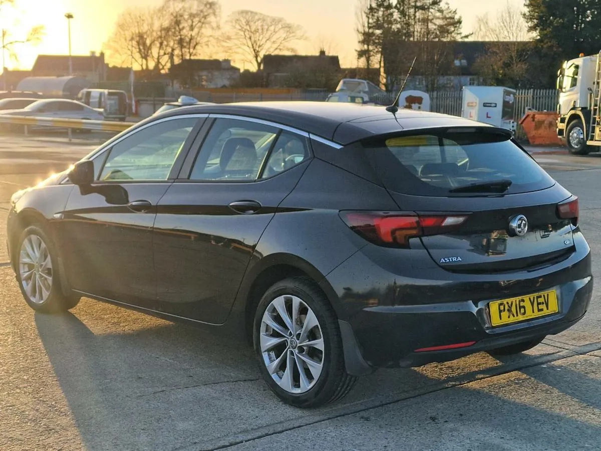 Vahxhuall astra - Image 4