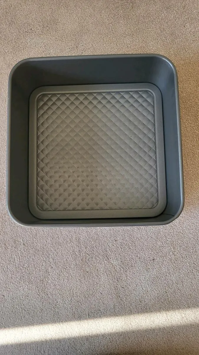 3 x 10inch baking tins - Image 3