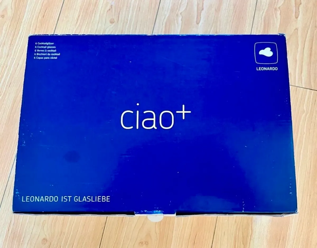 Volarium Columbus Martini Glasses - Image 3