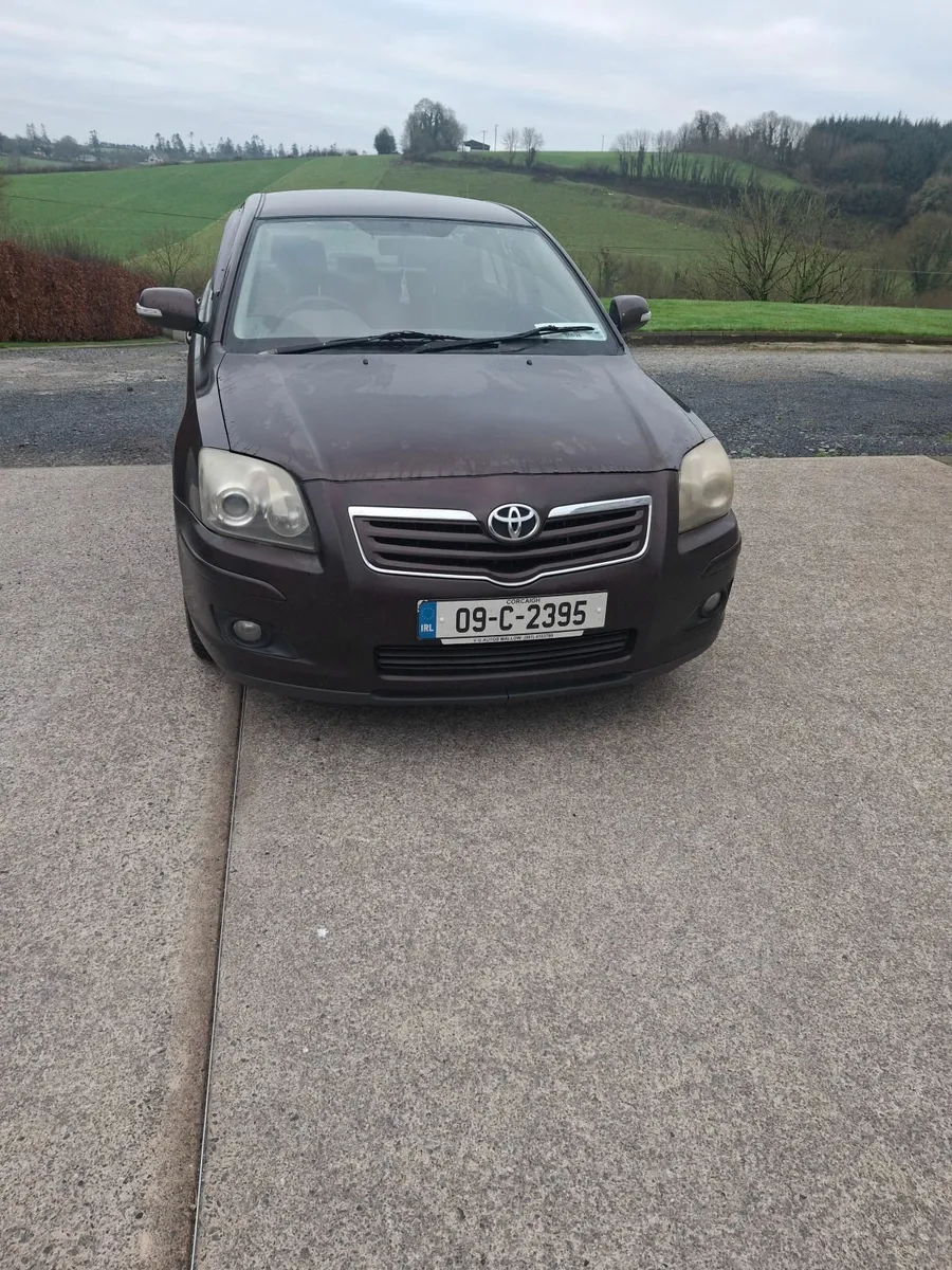 Toyota Avensis 2009 - Image 1