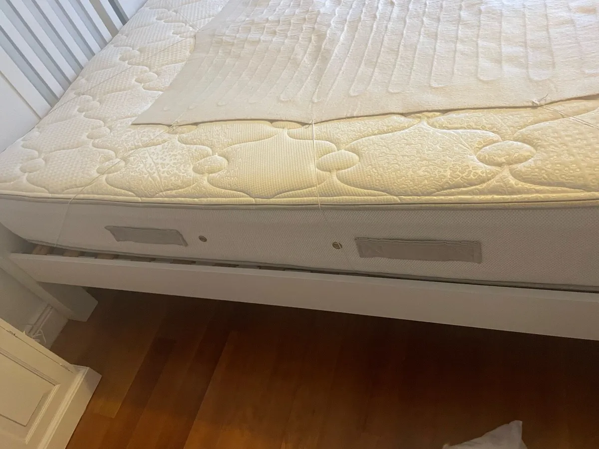 King size mattress - Image 3