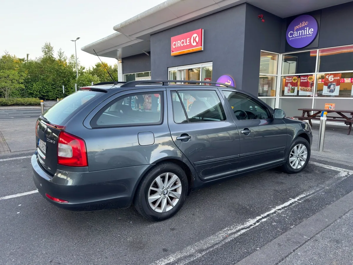 Skoda Octavia A5 1.6 tdi 169,800km low mileage NCT - Image 4
