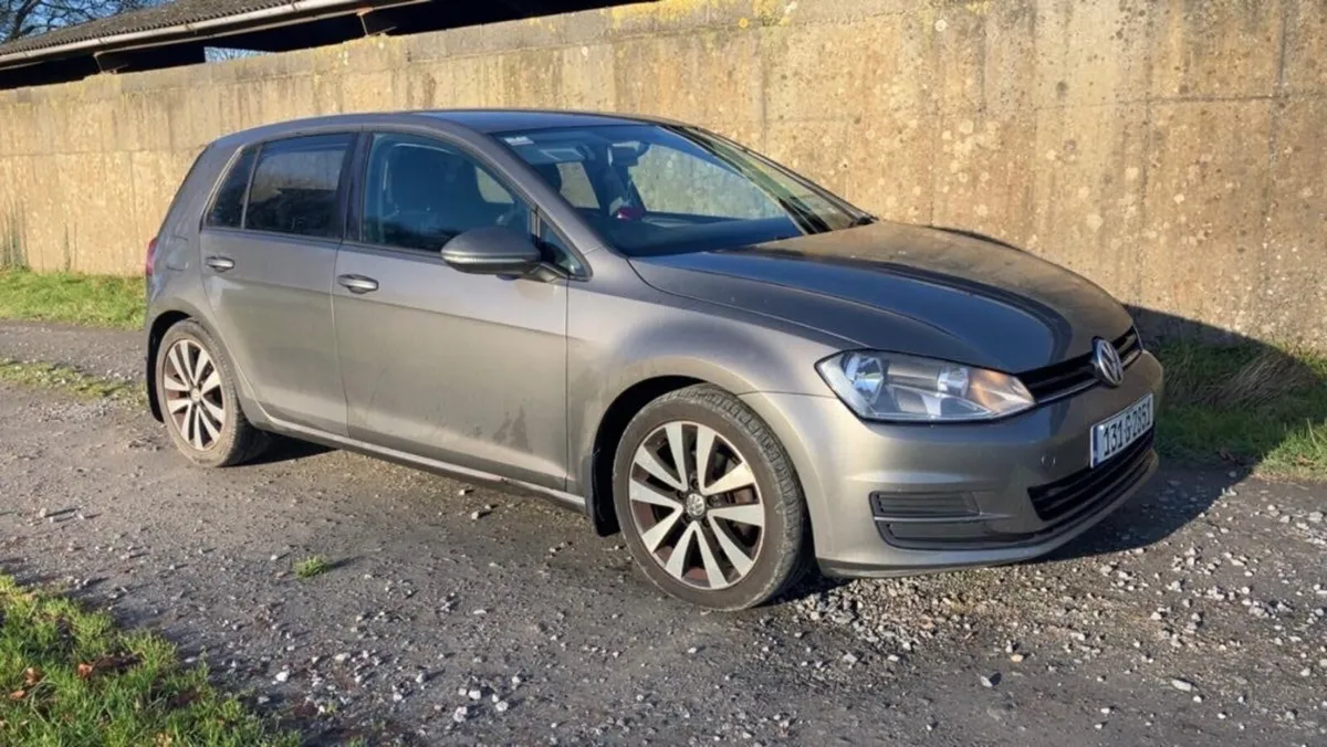 Volkswagen Golf 2013 - Image 2