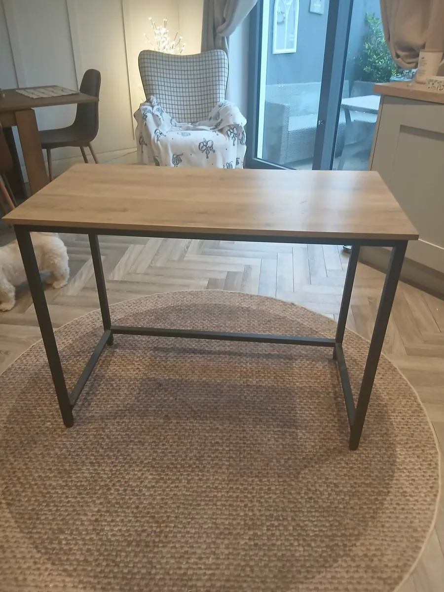 Computer desk - Image 3