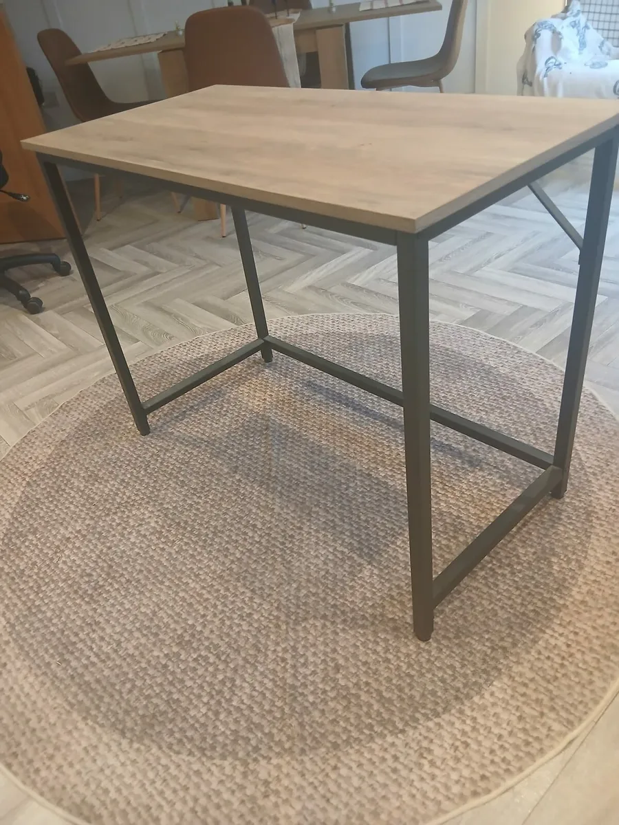 Computer desk - Image 4