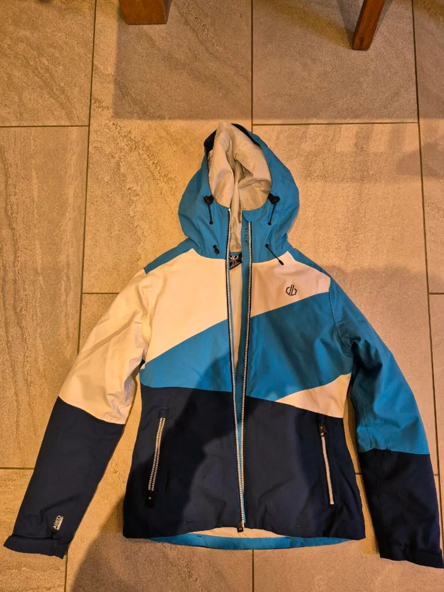 Ladies ski jacket - Image 1