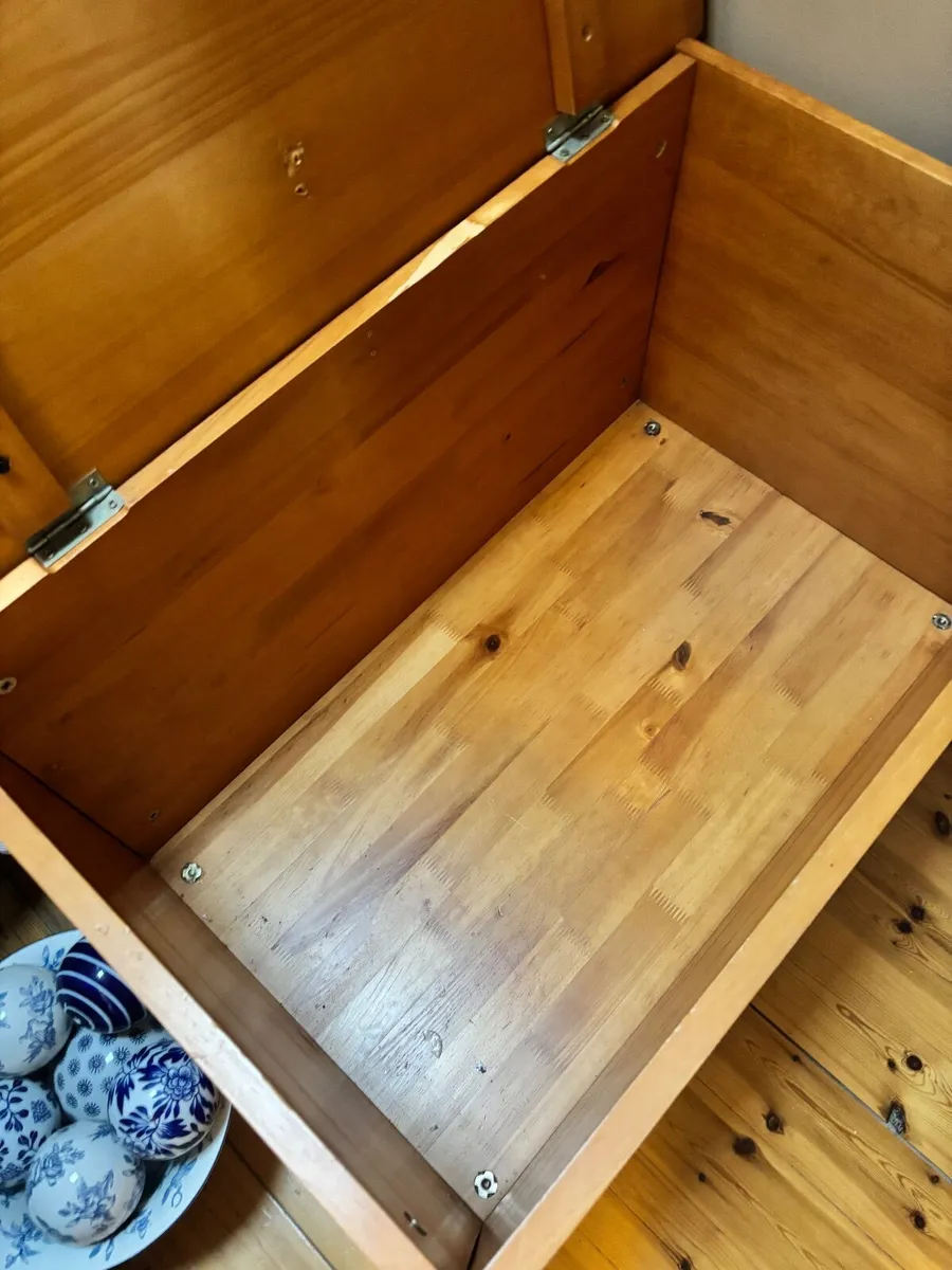 Blanket box - Image 2