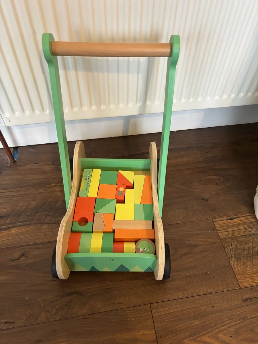 Wooden Toy Wagon and block set - Image 4