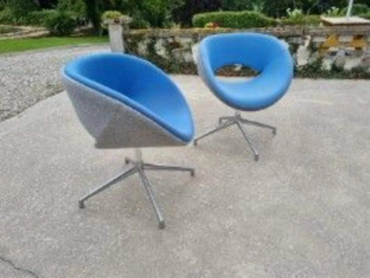 Pair Of Boss Design Reception Chairs - Image 2