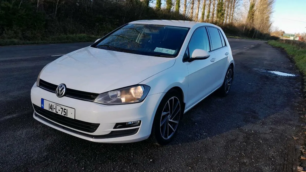Volkswagen golf - Image 1
