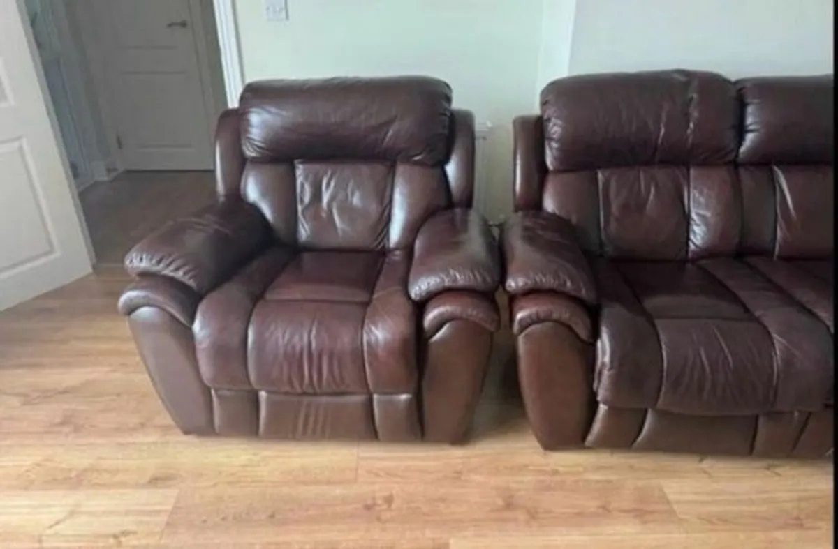 3-1-1 leather sofa recliner - Image 2