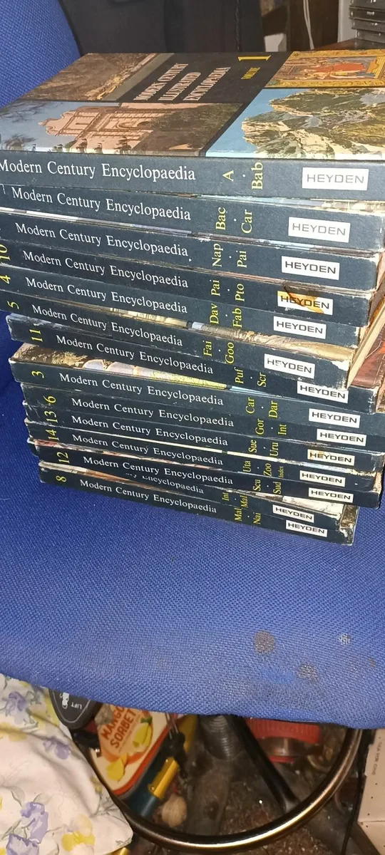 Set of Encyclopaedia - Image 2