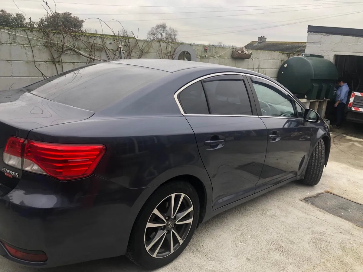 Toyota avensis - Image 2