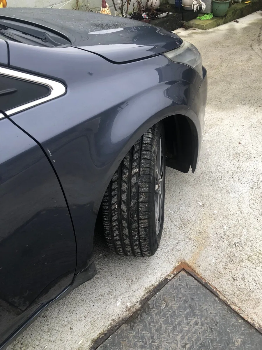 Toyota avensis - Image 3