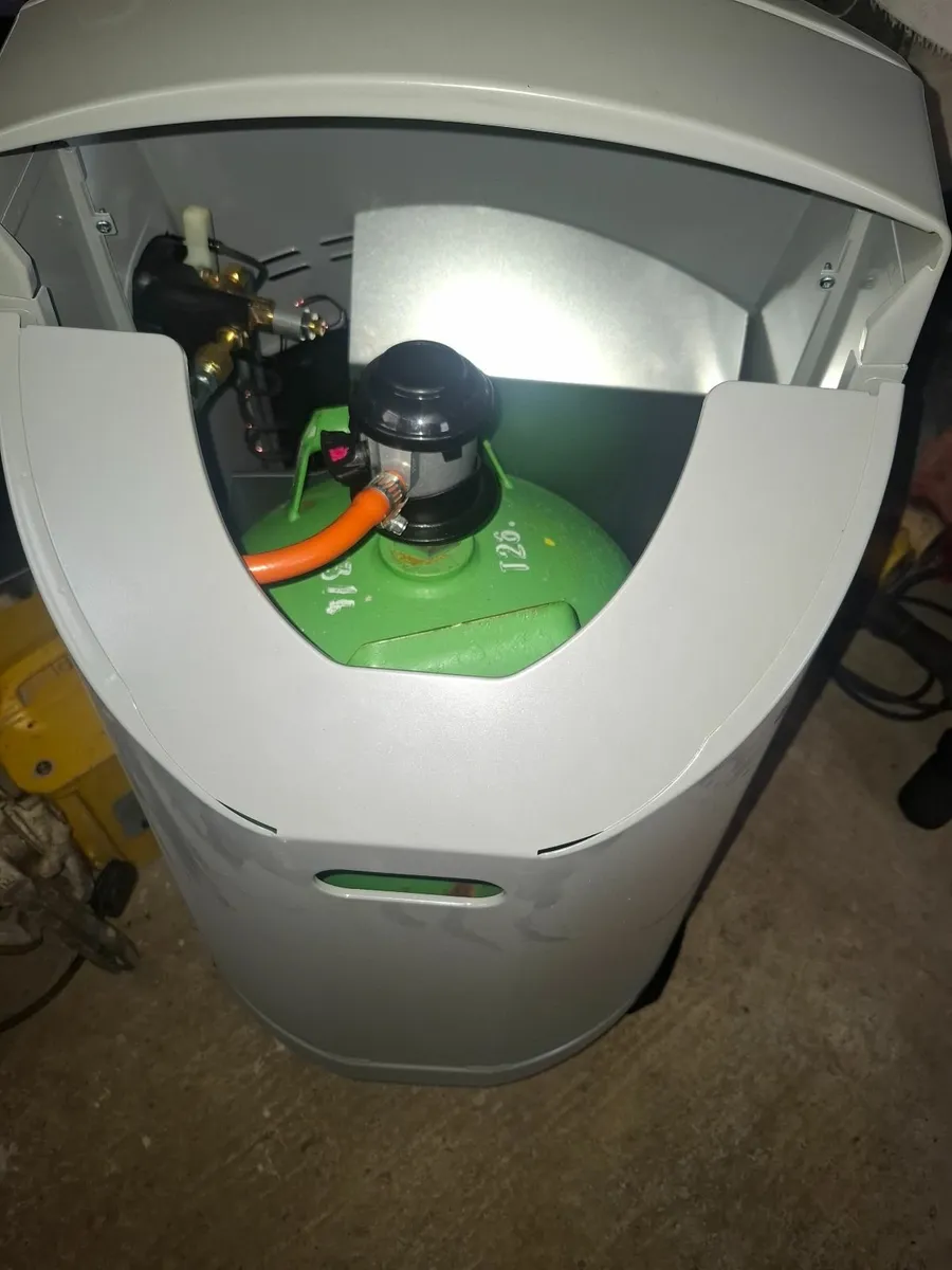 Gas heater  (DELONGHI) - Image 4