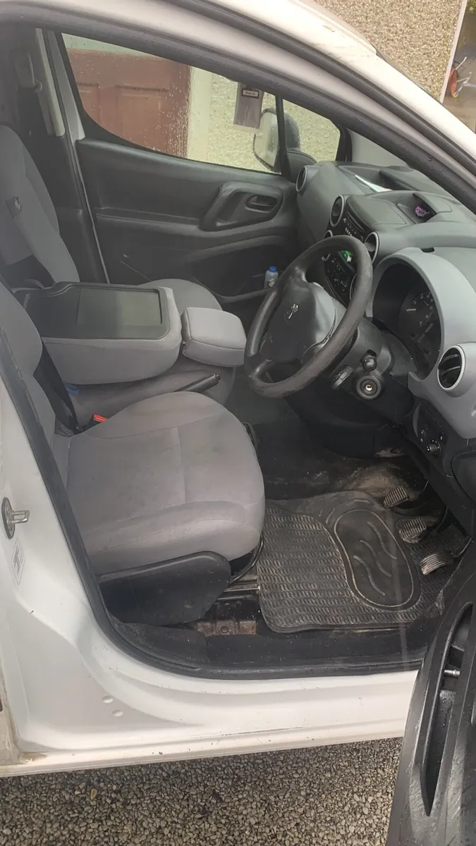 Peugeot Partner 2014 - Image 2