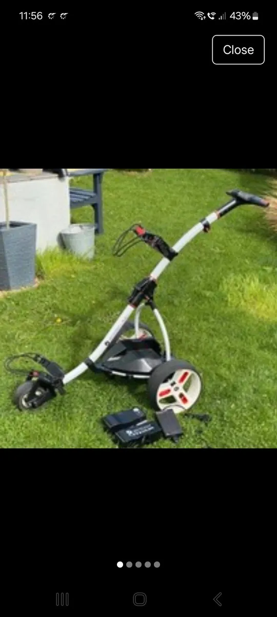 Electric golf trolleys - Image 1