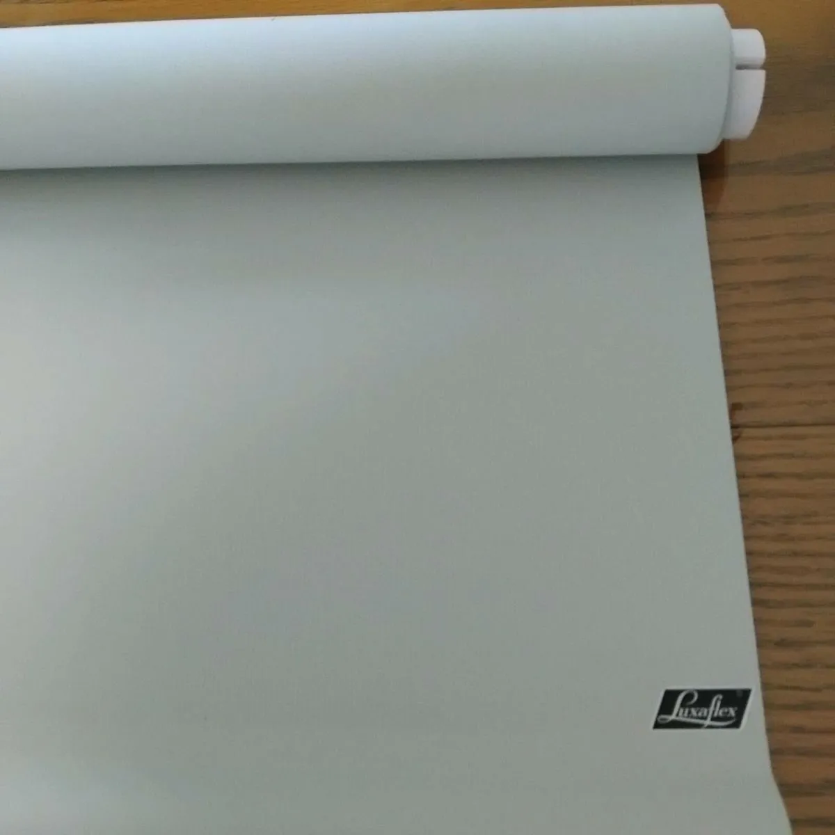 Bathroom blind - Image 1