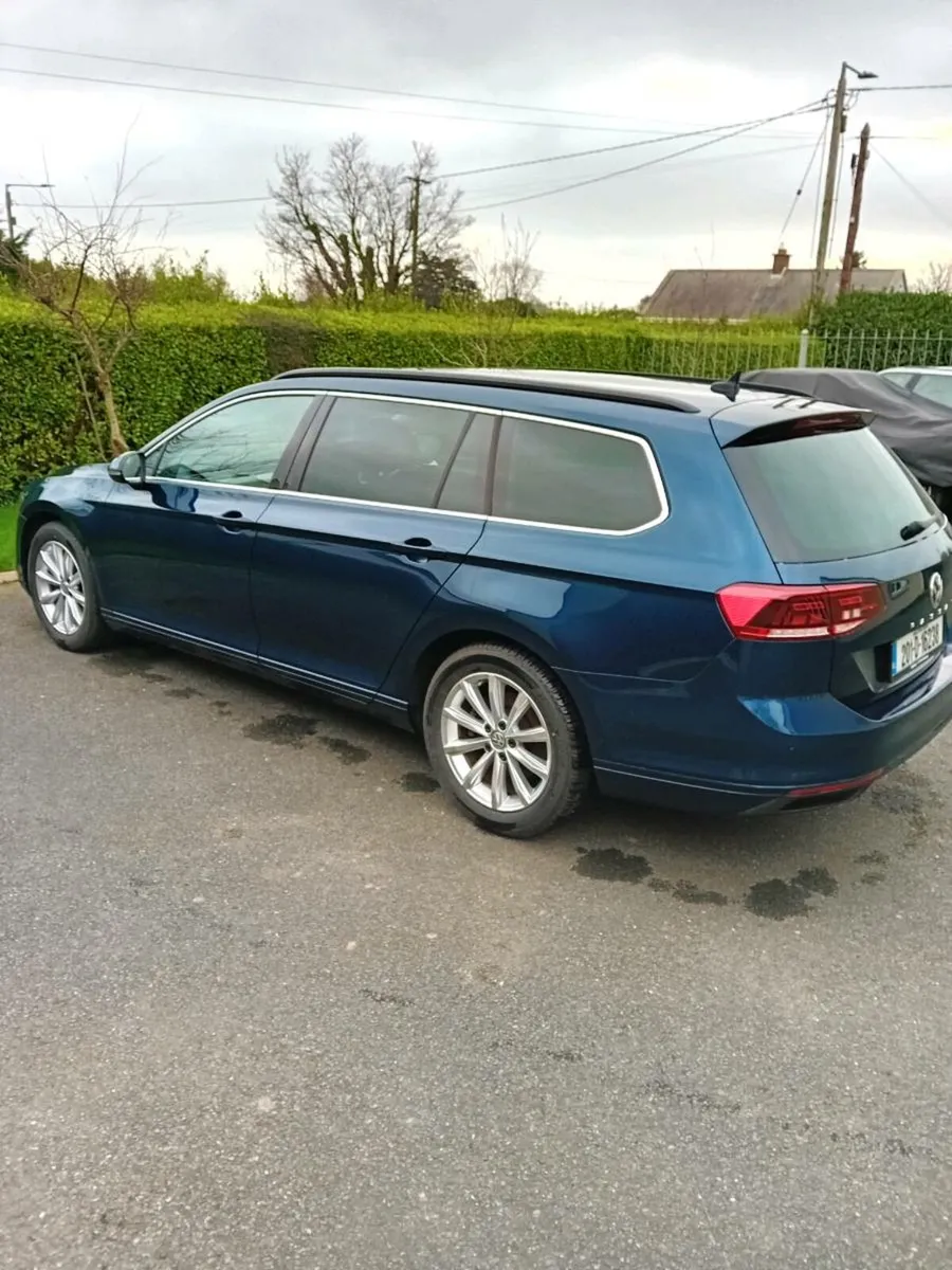 Volkswagen Passat DSG Auto Diesel Estate 201 D - Image 1