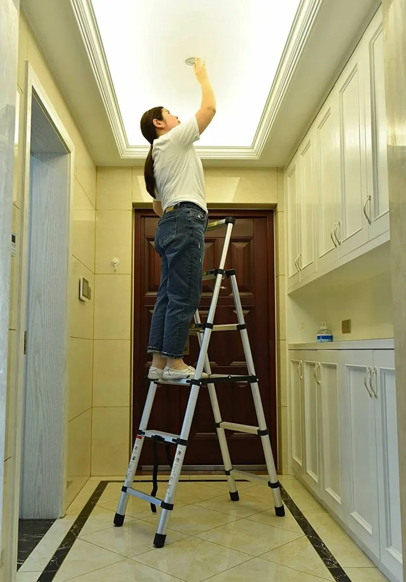 Telescopic Foldable Step Ladder Aluminium Podium - Image 3