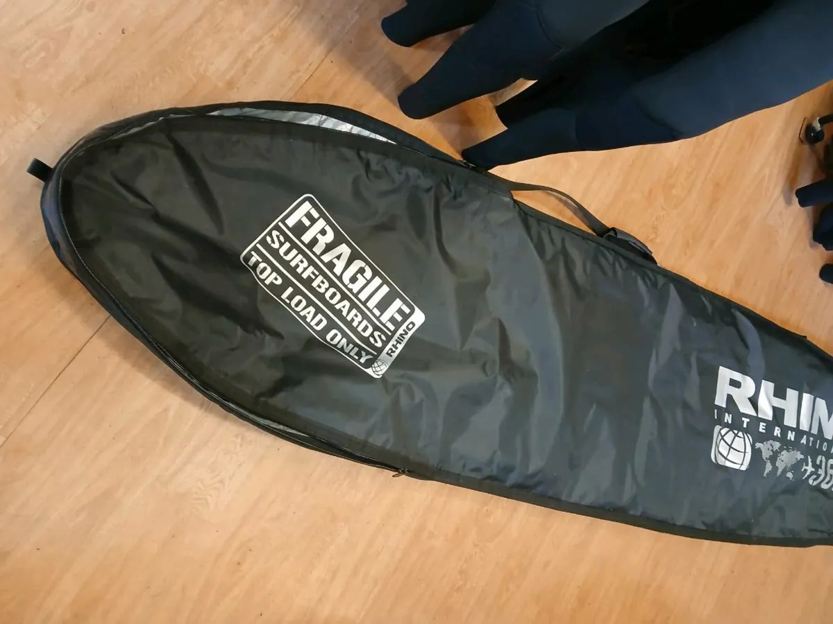 Padded bag to 8'4 surfboard, as new - Image 1