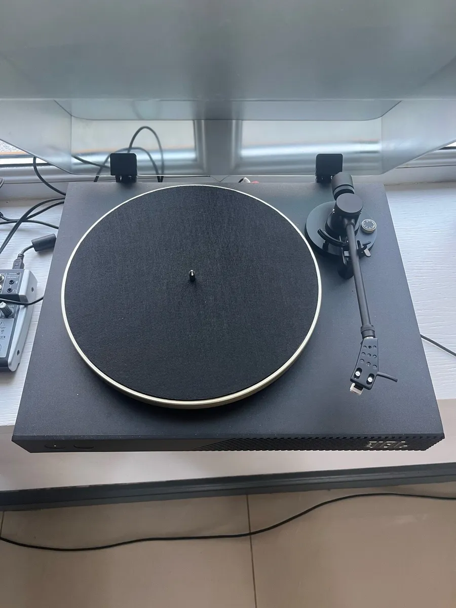 JBL Record Player - Image 2