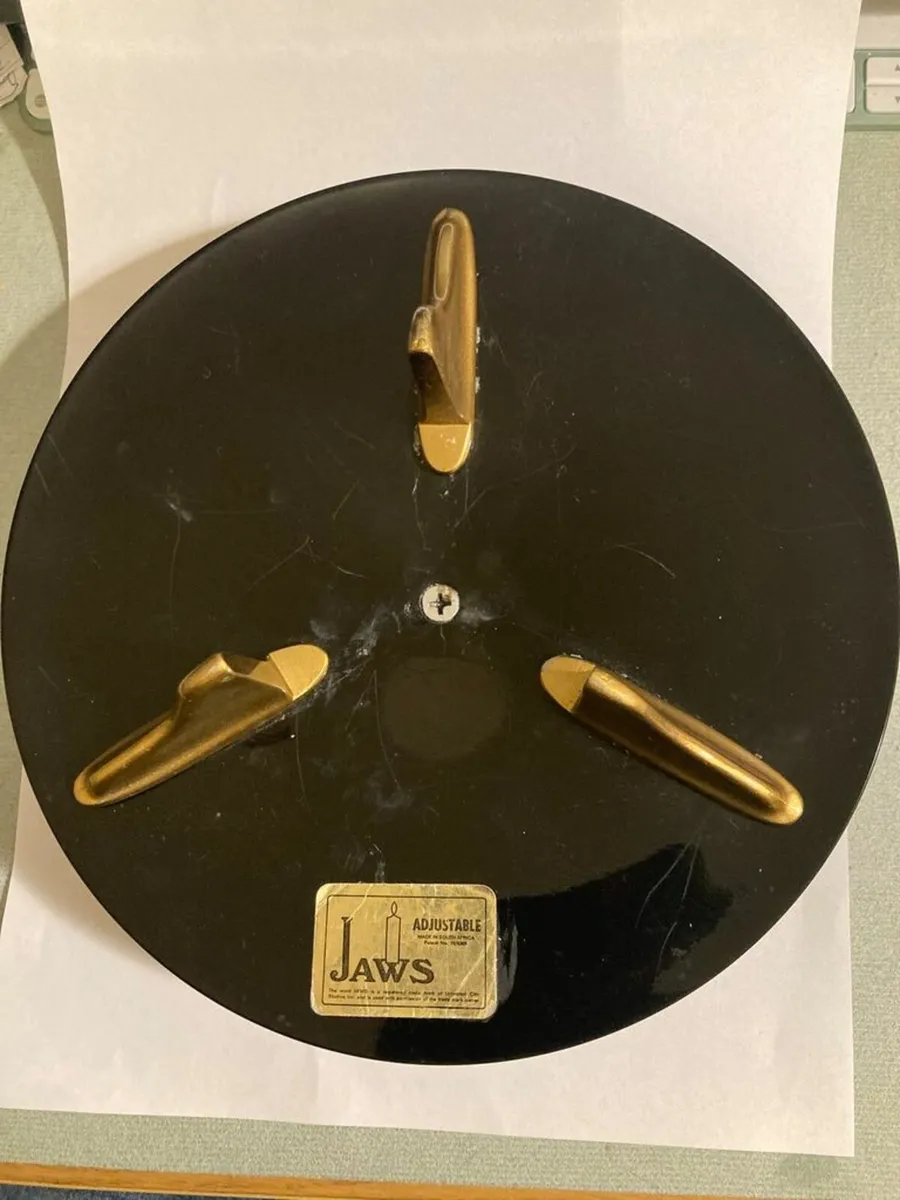 'JAWS'.   Adjustable Candle Holder - Image 2
