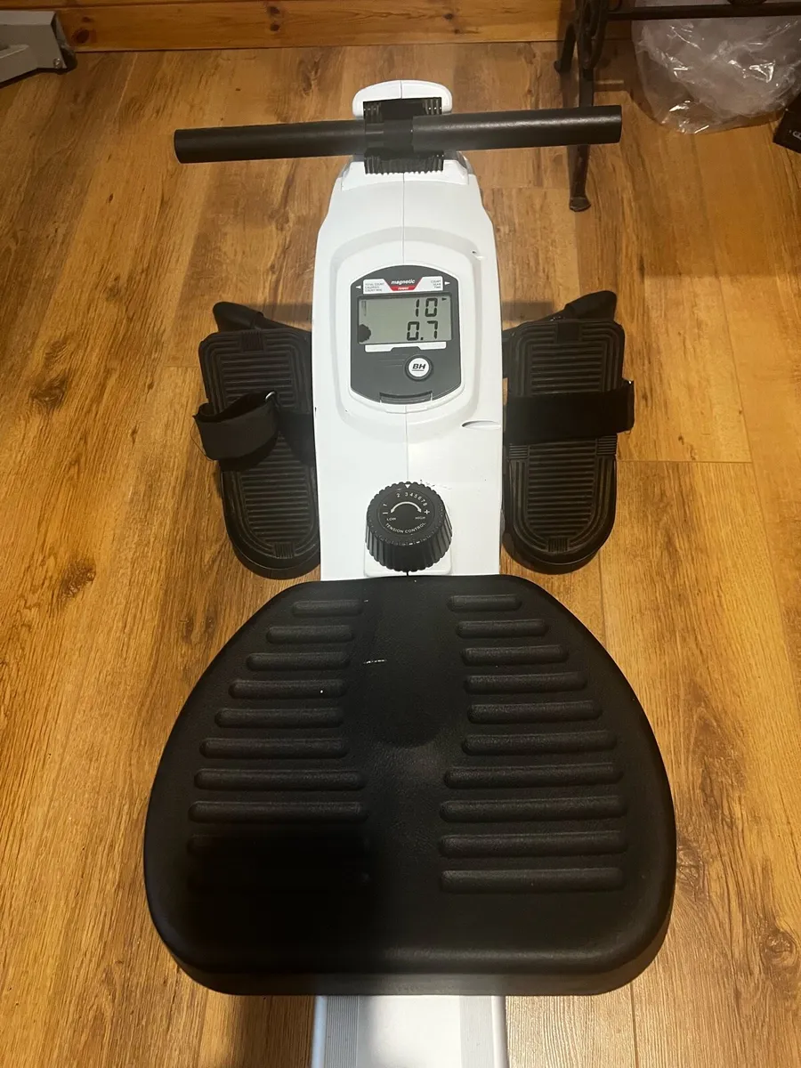 BH Fitness Vario Pro Rower - Image 3