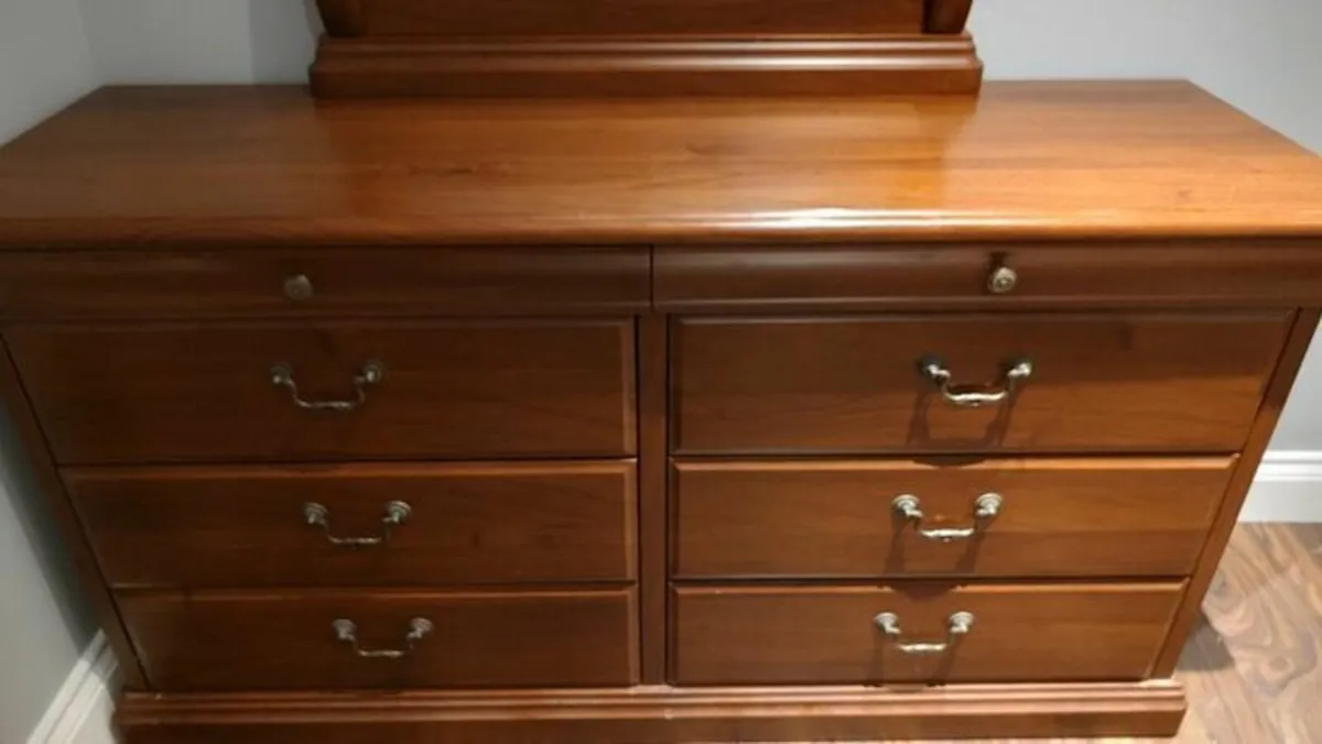 Rosewood Dresser. - Image 3