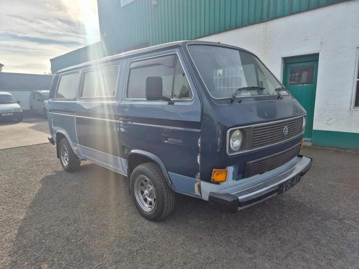 Volkswagen Microbus 1983 - Image 2