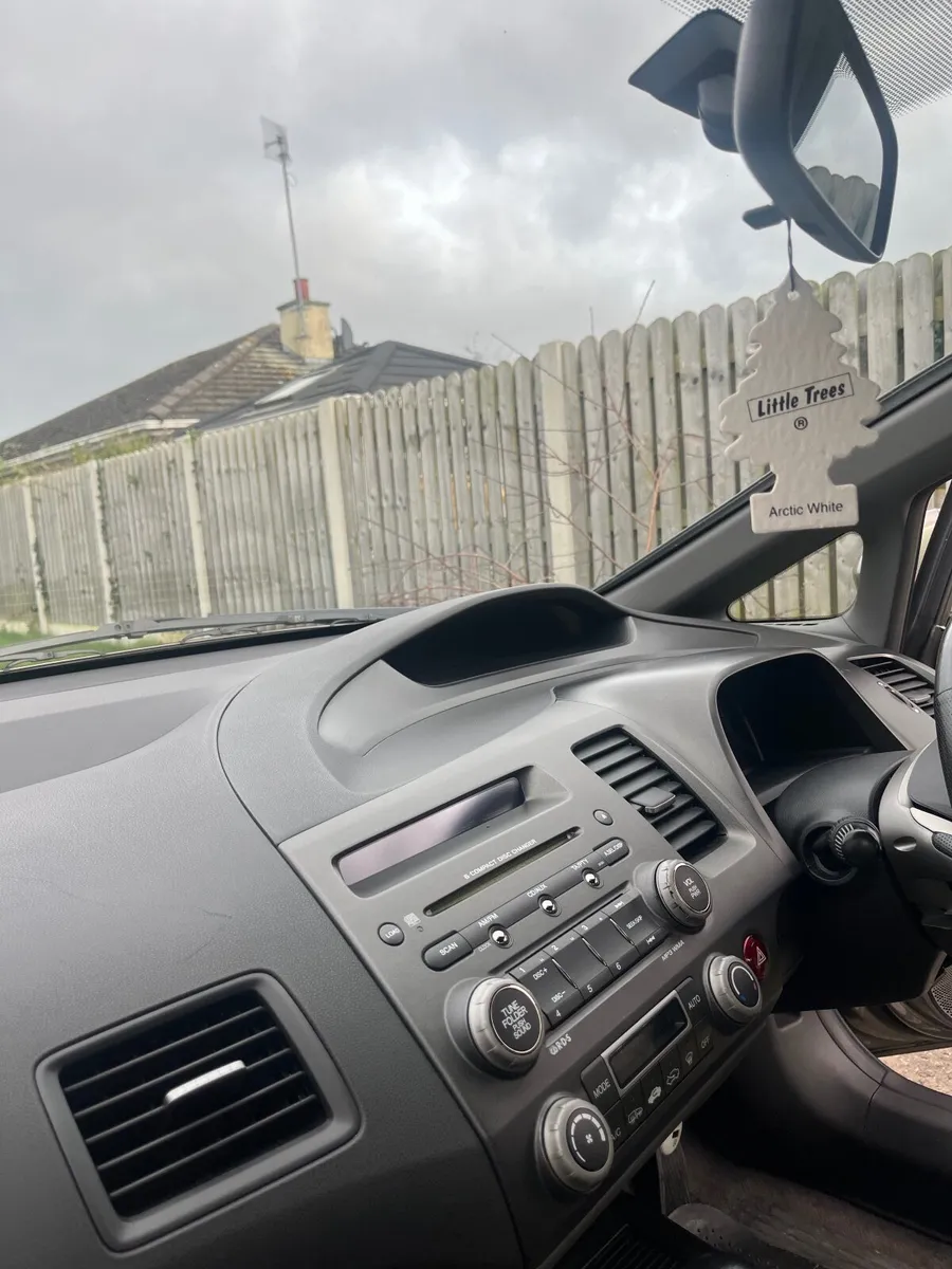 Automatic Honda Civic 2008 - Image 3