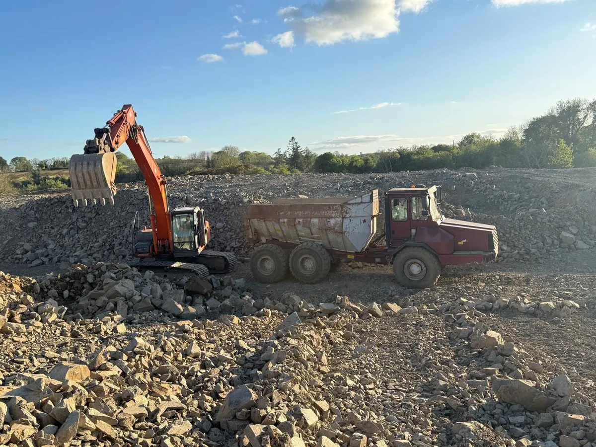 Rock Stone Hardcore Fill - Image 1