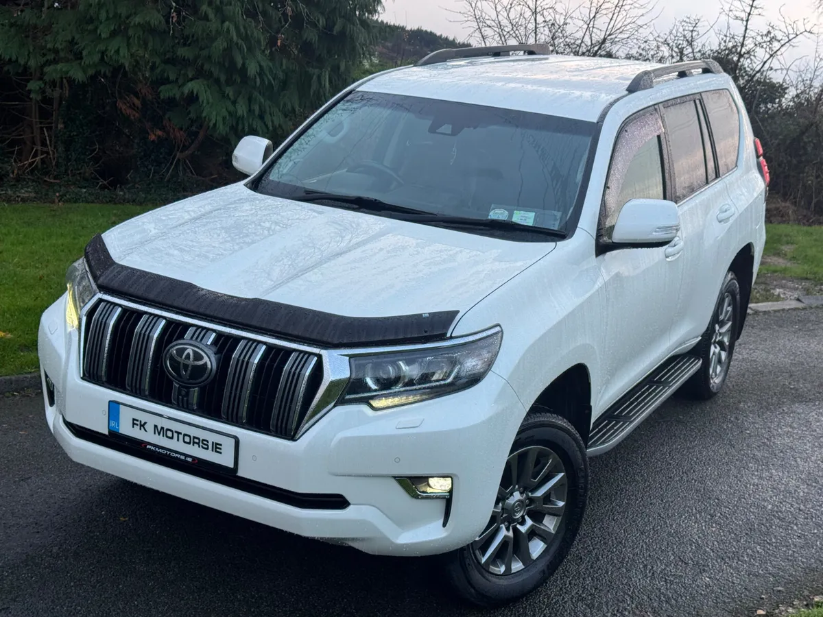 Toyota Land Cruiser 2018 7 seater prado - Image 3