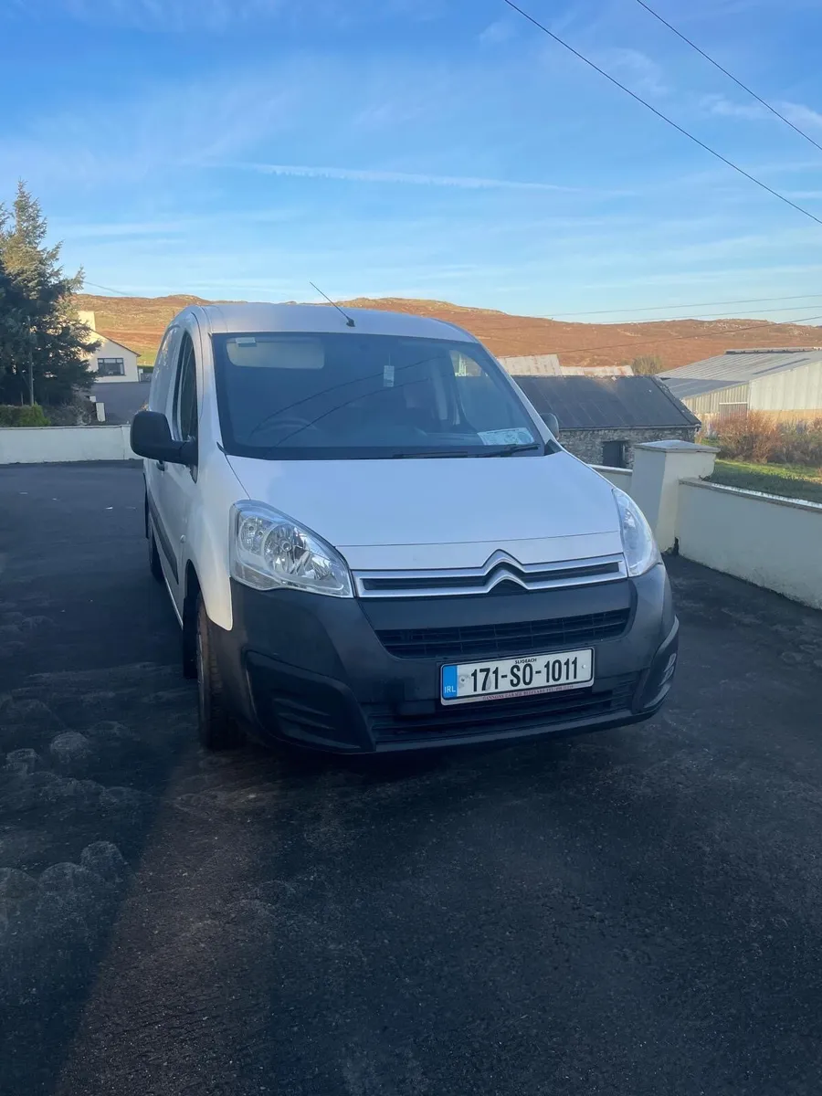 Citroen Berlingo 2017 3 seater - Image 2