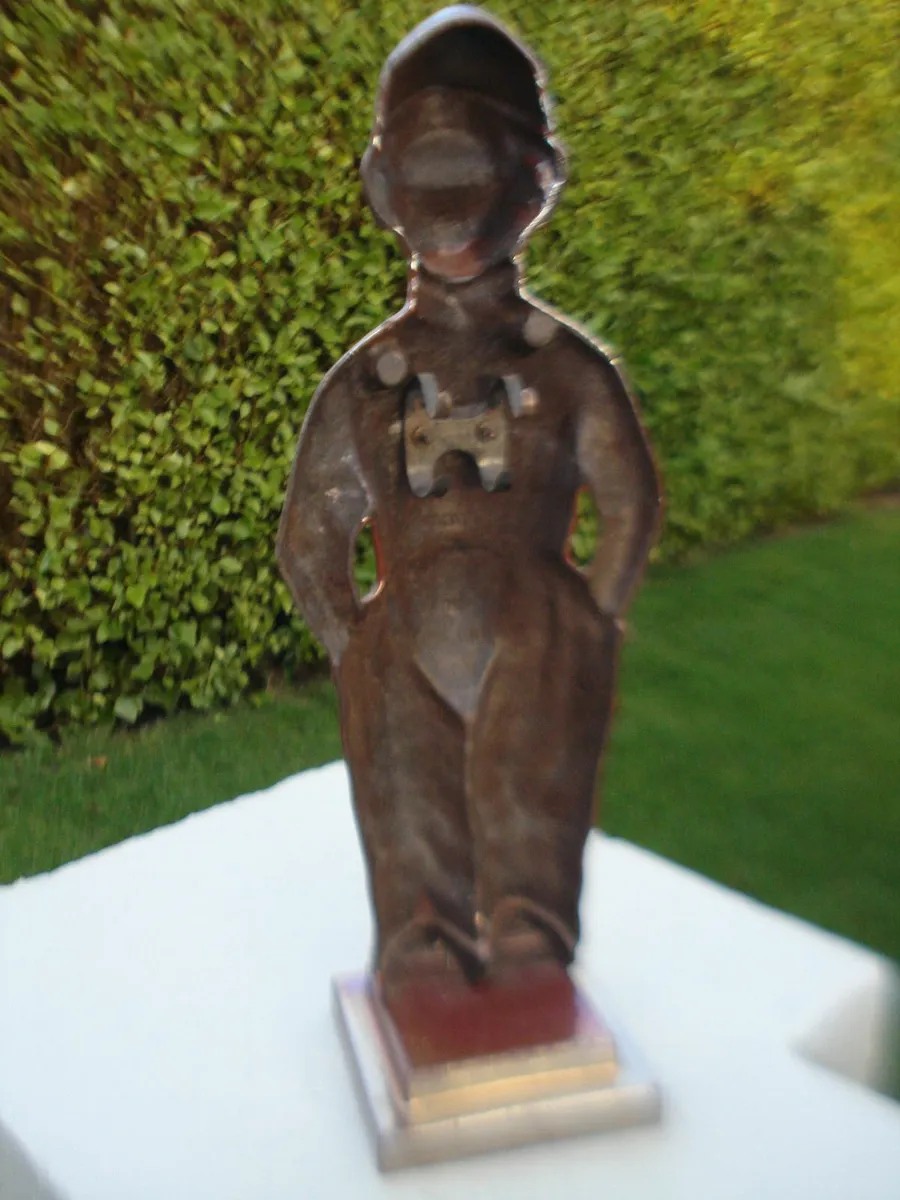 NESTOR VINTAGE 1930s CAST IRON COMPANION SET. - Image 4