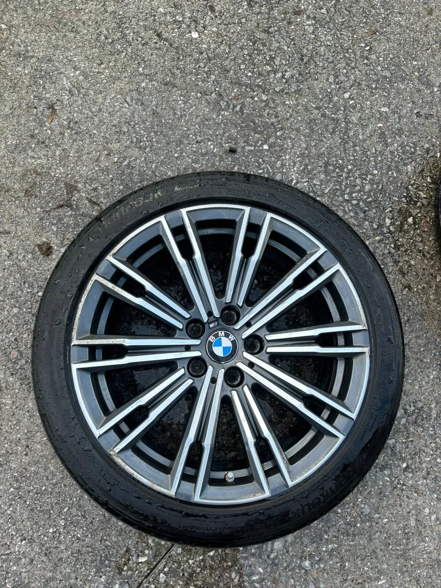 R18 GENUINE  BMW G20 3 series Alloys - Image 3