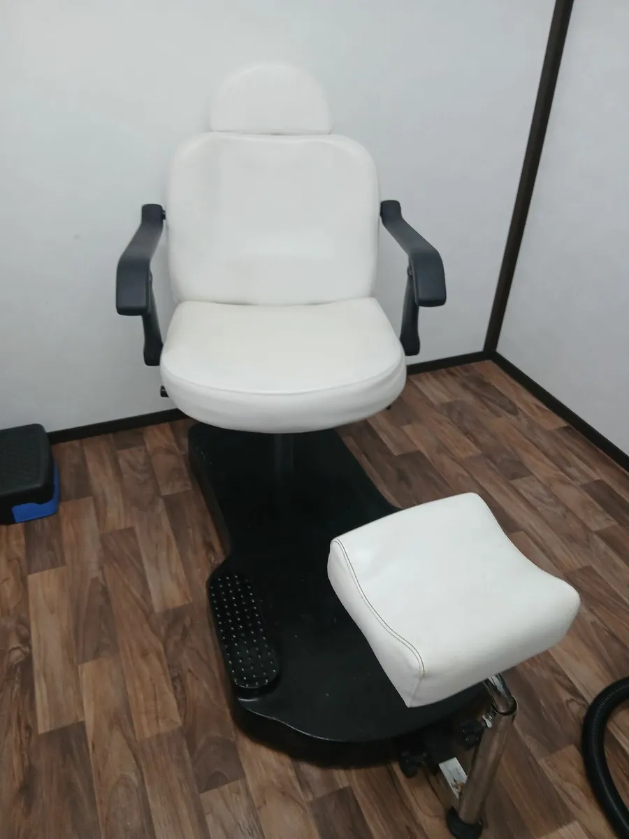 Chiropodist supplies - Image 2