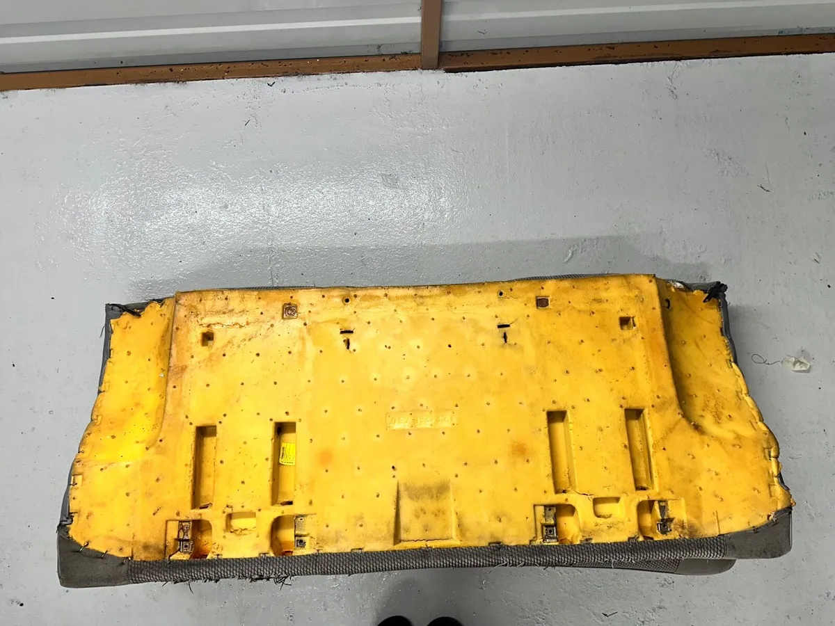 Free BMW E30 / E34 / Rangerover Sport L320 Parts - Image 3