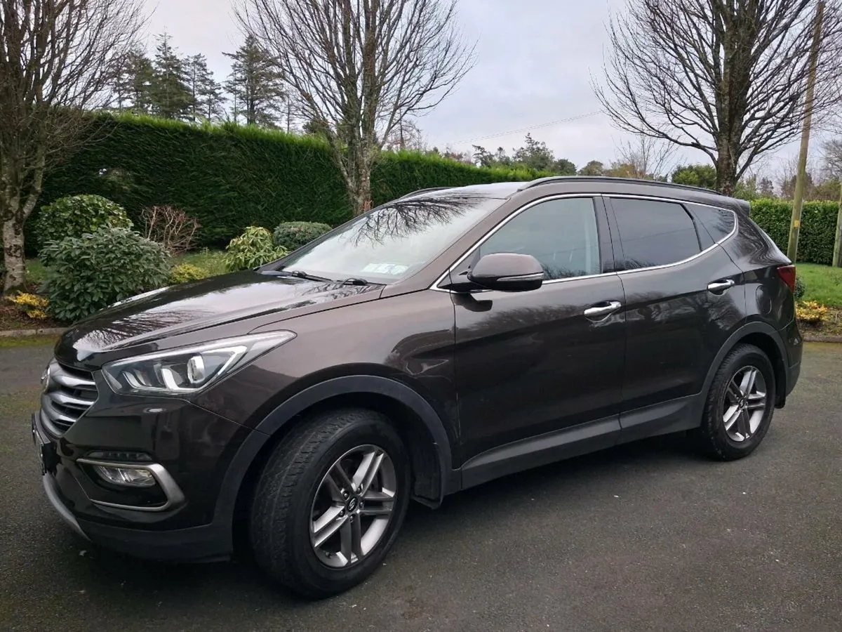Hyundai Santa Fe Executive 4WD NCT Jan 2028 - Image 1