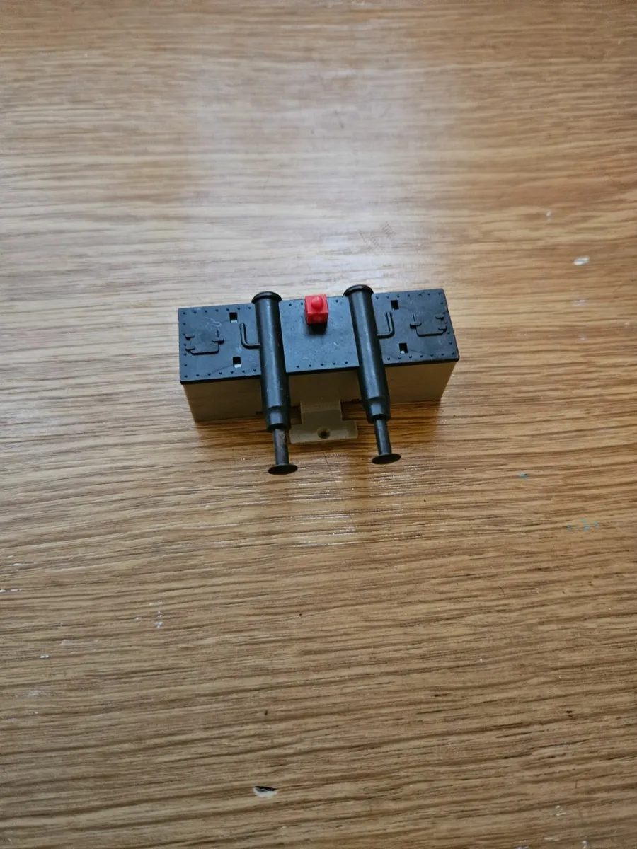 Hornby OO Gauge Hydraulic Buffer Stop - Image 2