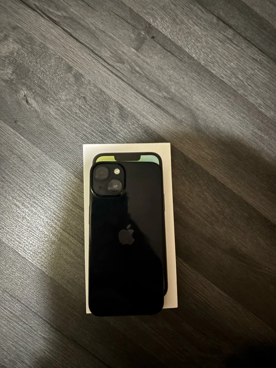 I phone 14 - Image 1