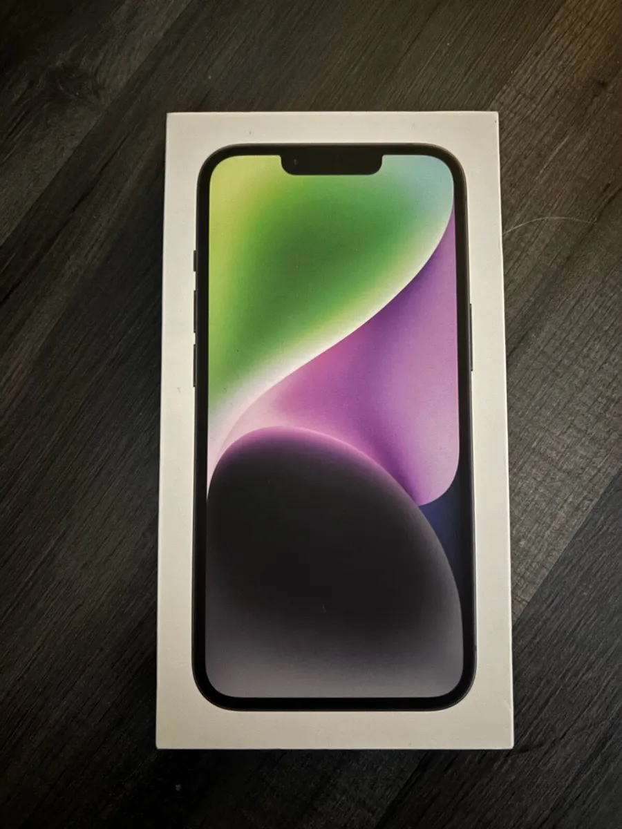 I phone 14 - Image 4