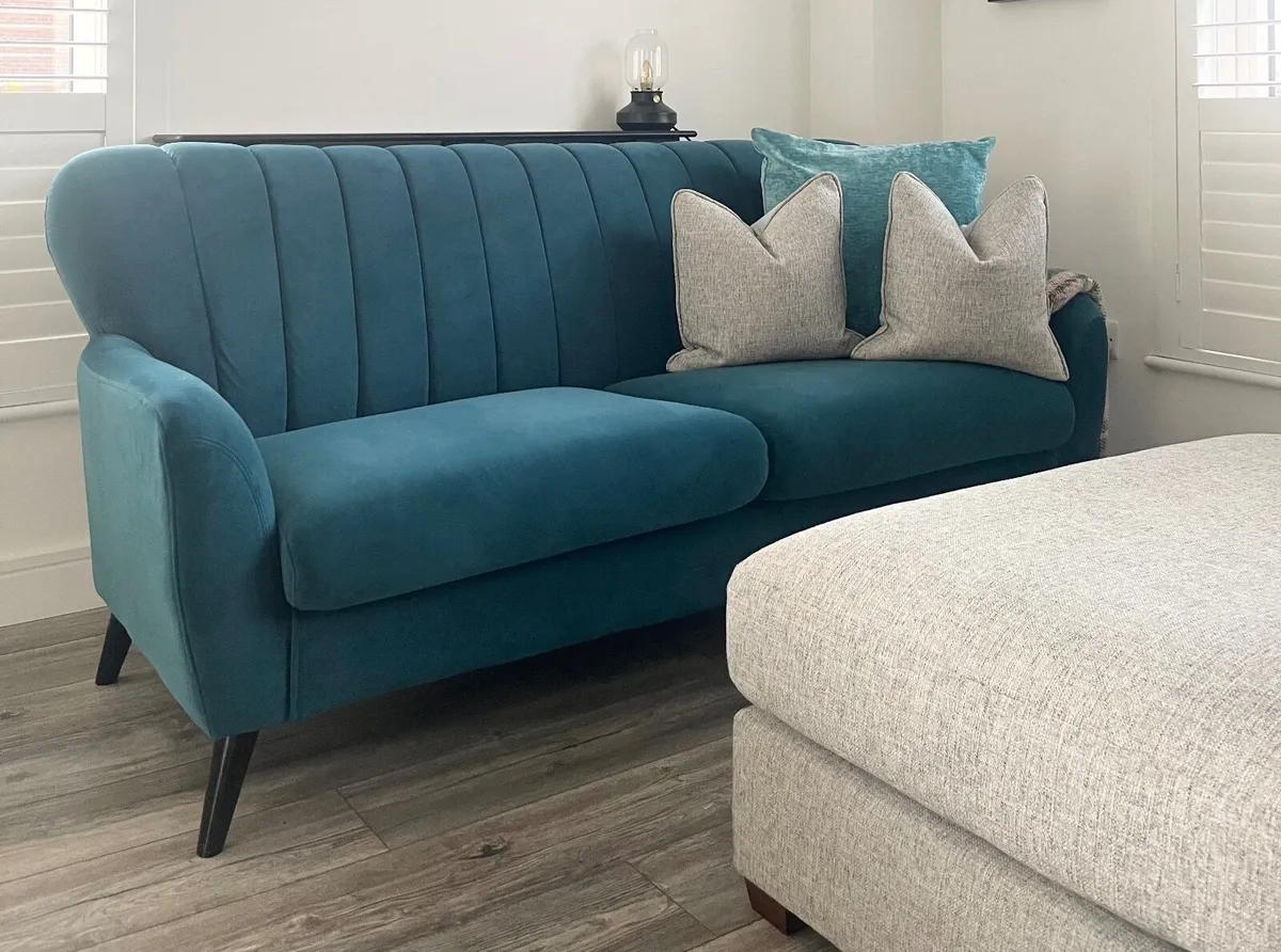 Forrest green 3 seater sofa - Image 2