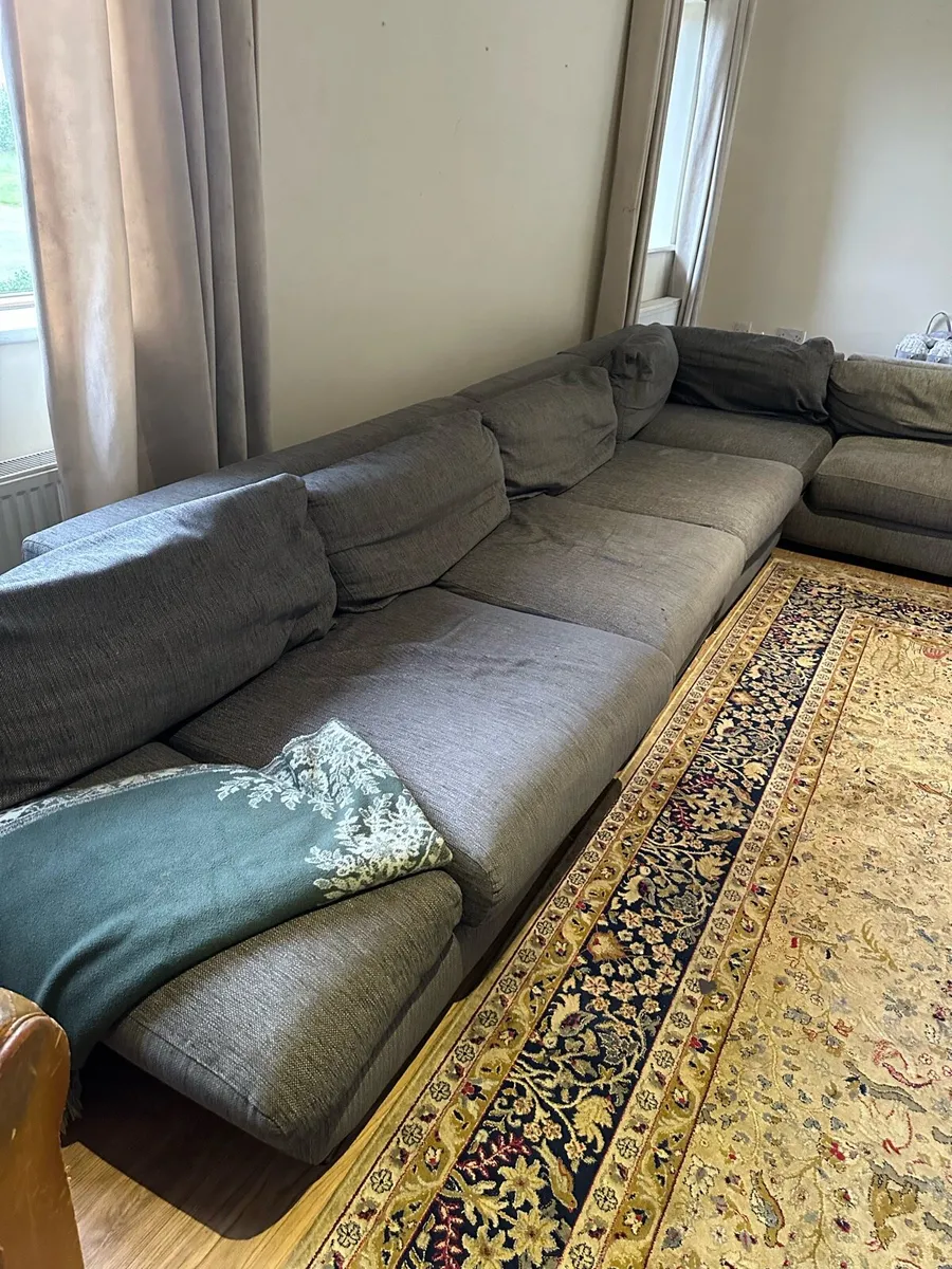 Corner L shaped sofa - Image 2