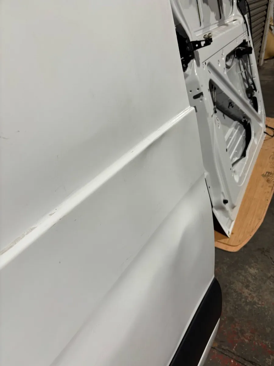 Mercedes Sprinter 315 side door 2020 - Image 4