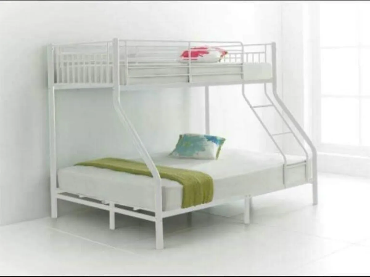 New White Triple Sleeper Bunk Beds - Image 1